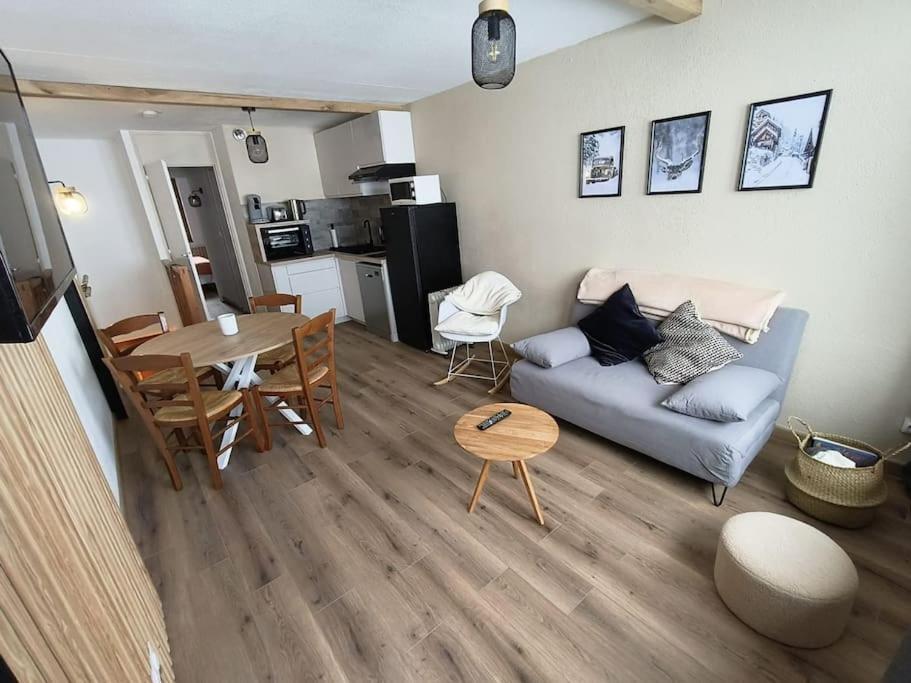 T2 Cosy Au Pied Des Pistes Apartment Bagneres-de-Bigorre Bagian luar foto