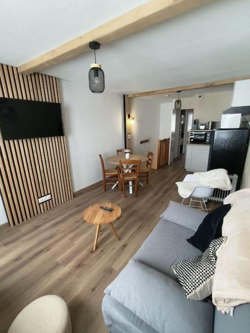 T2 Cosy Au Pied Des Pistes Apartment Bagneres-de-Bigorre Bagian luar foto